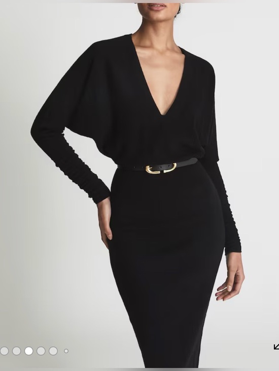 Reiss Dresses & Skirts - Reiss Jenna Wool Blend Ruched Sleeve Midi Dress — Black
Size: Small